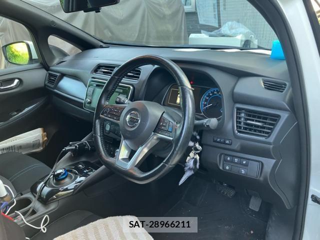 Nissan LEAF 2019-09 7251264-7