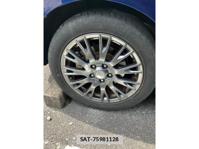 Nissan LEAF 2019-06 7251266-7