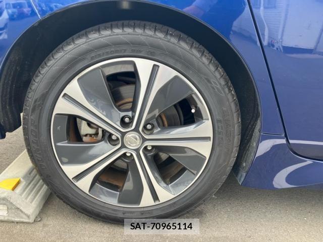 Nissan LEAF 2017-12 7251267-6