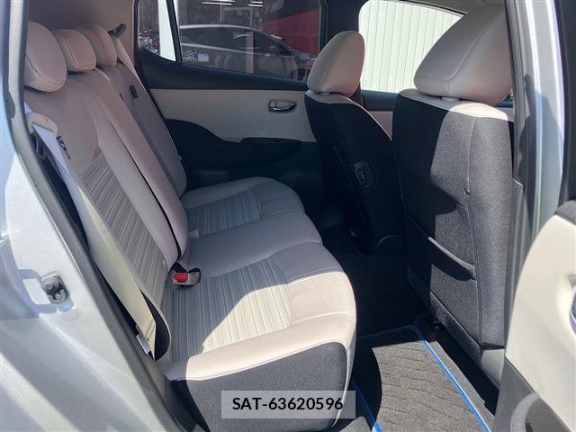 Nissan LEAF 2019-06 7272183-11