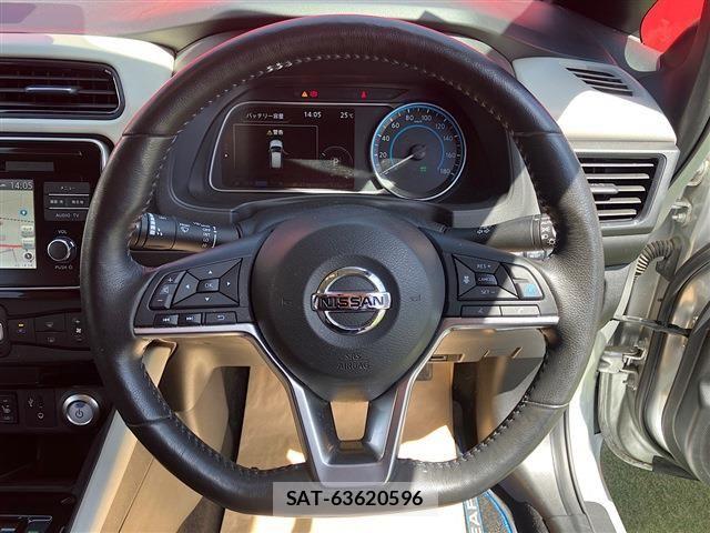 Nissan LEAF 2019-06 7272183-16