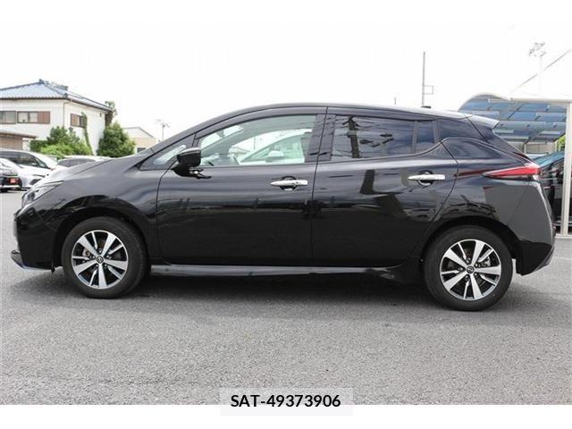 Nissan LEAF 2021-10 7272177-11