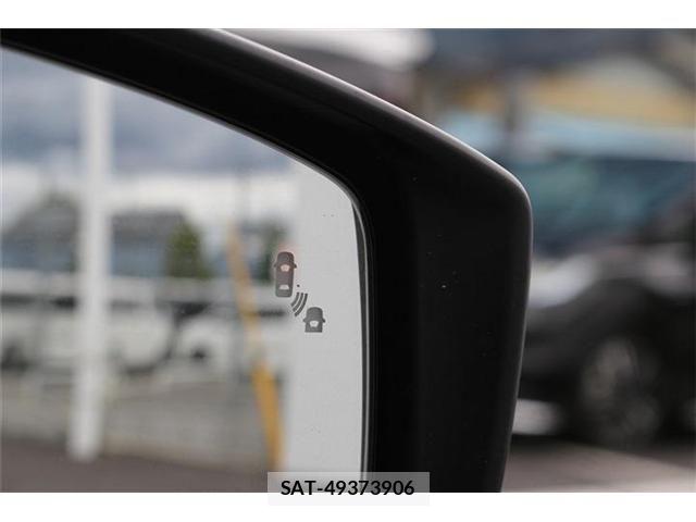 Nissan LEAF 2021-10 7272177-6