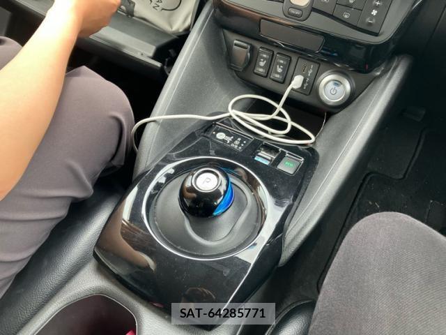 Nissan LEAF 2022-07 7272181-15