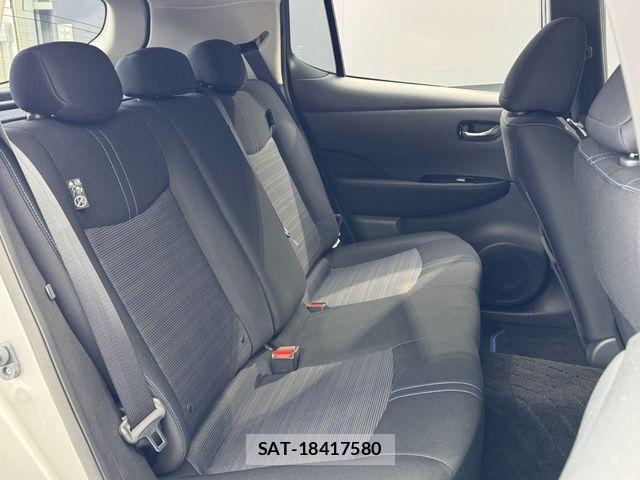 Nissan LEAF 2018-01 7272185-19