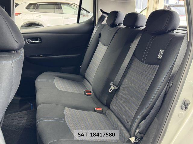 Nissan LEAF 2018-01 7272185-20