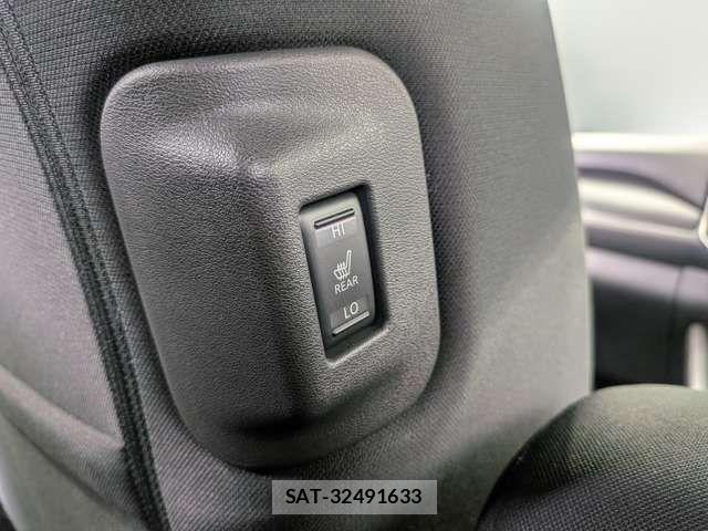Nissan LEAF 2022-06 7272182-13