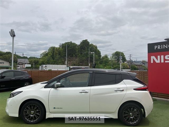Nissan LEAF 2022-03 7327889-14