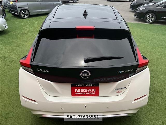 Nissan LEAF 2022-03 7327889-17