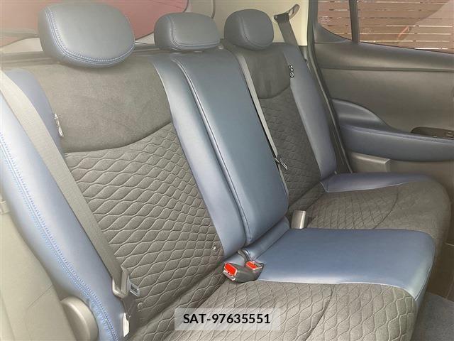 Nissan LEAF 2022-03 7327889-21