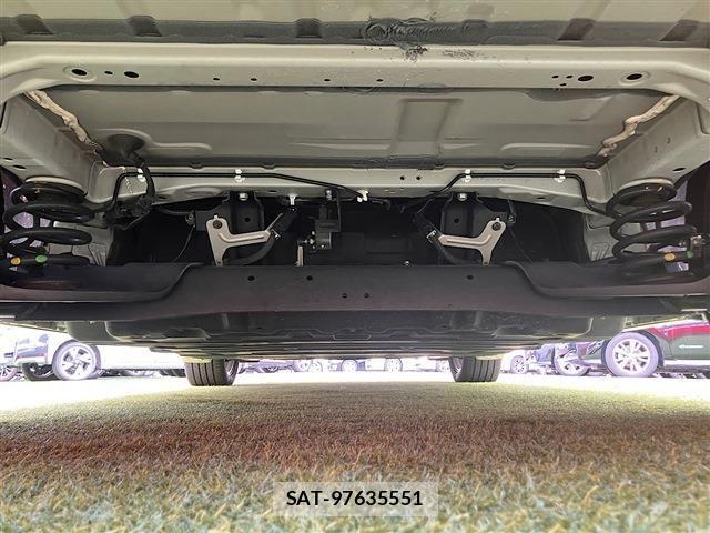 Nissan LEAF 2022-03 7327889-24