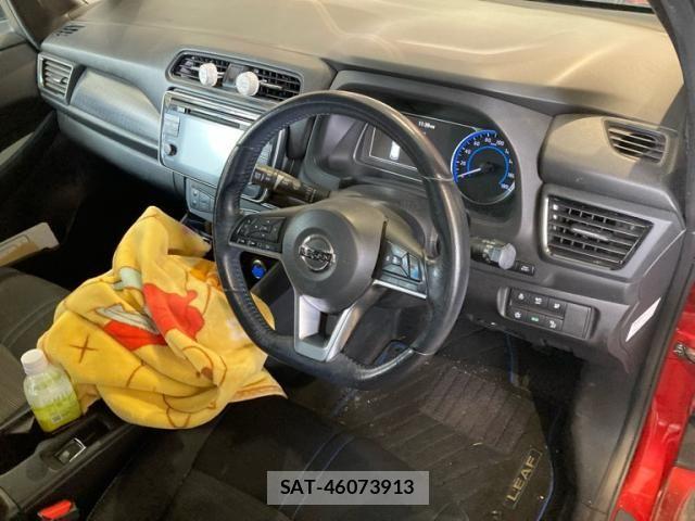 Nissan LEAF 2018-02 7327899-13
