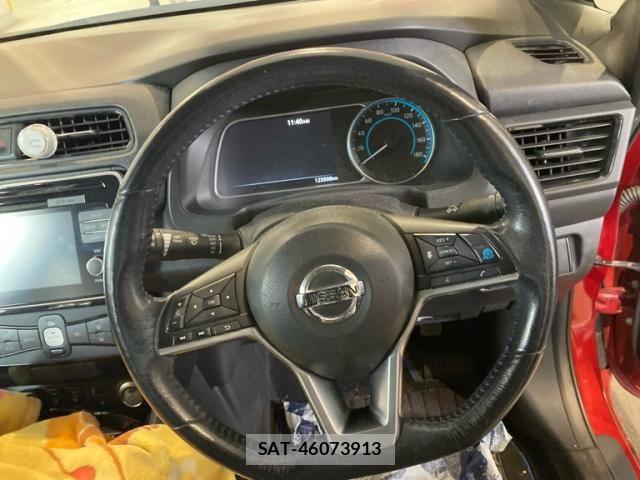 Nissan LEAF 2018-02 7327899-18