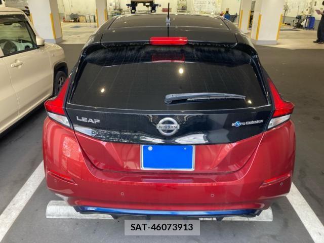 Nissan LEAF 2018-02 7327899-1