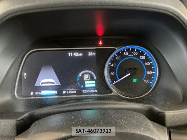 Nissan LEAF 2018-02 7327899-19