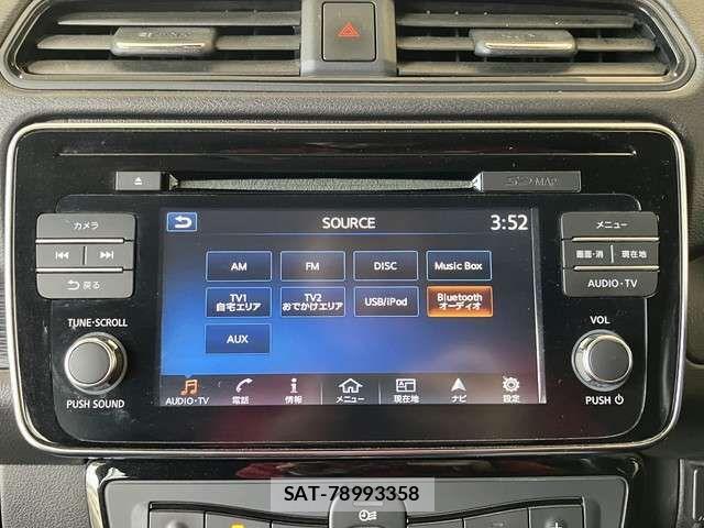 Nissan LEAF 2018-06 7327897-7