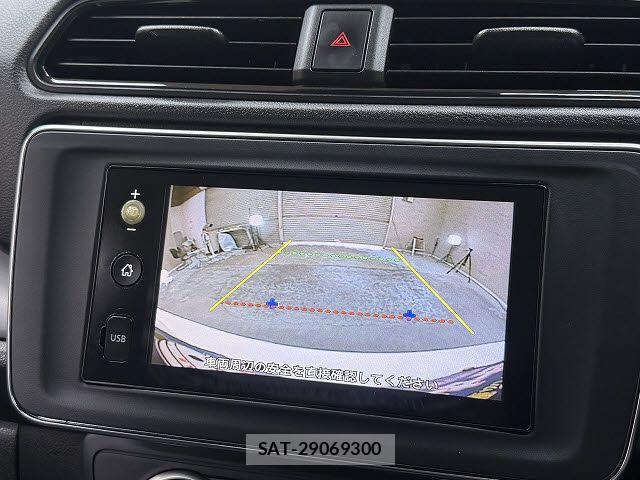 Nissan LEAF 2022-02 7327891-11