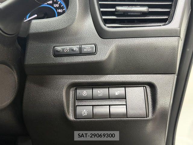Nissan LEAF 2022-02 7327891-13
