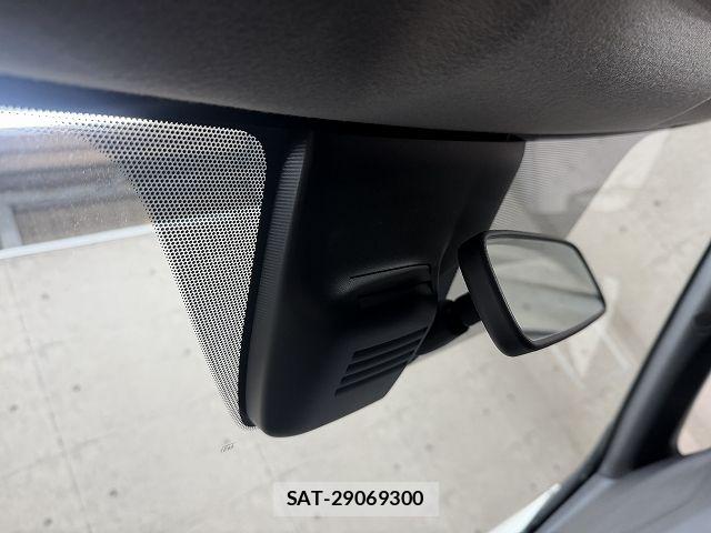 Nissan LEAF 2022-02 7327891-18
