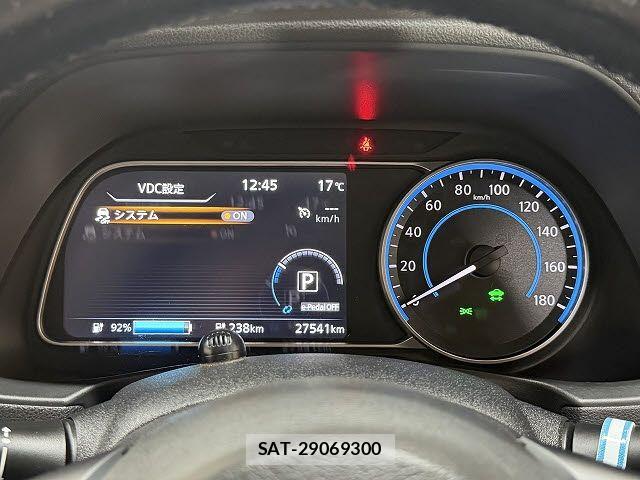 Nissan LEAF 2022-02 7327891-20