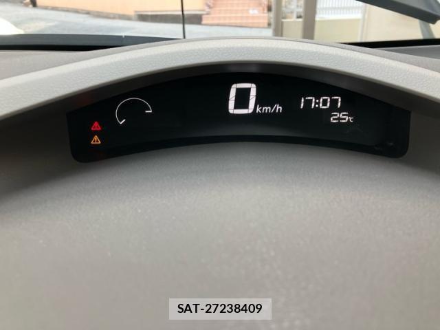 Nissan LEAF 2016-06 7327919-17