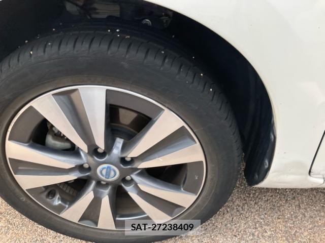 Nissan LEAF 2016-06 7327919-6