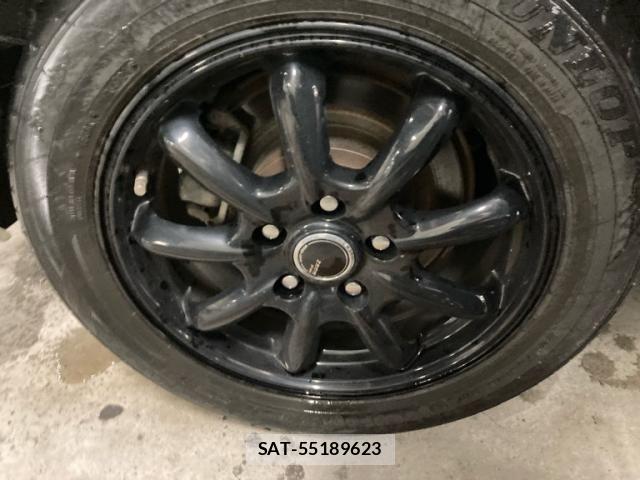 Nissan LEAF 2015-12 7327920-9