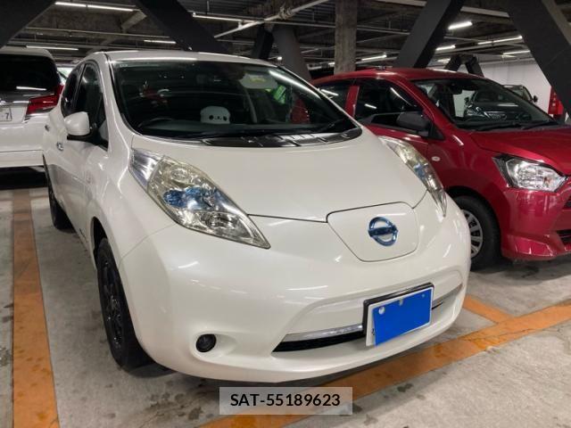 Nissan LEAF 2015-12 7327920-1