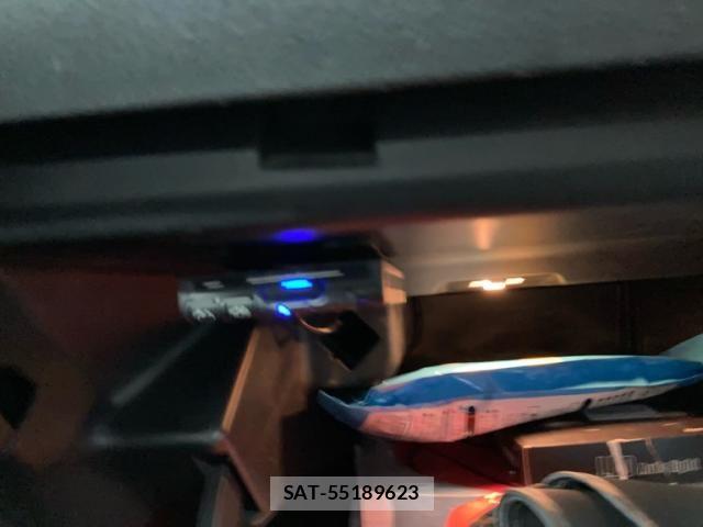 Nissan LEAF 2015-12 7327920-22