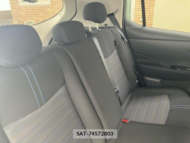 Nissan LEAF 2019-12 7327896-10