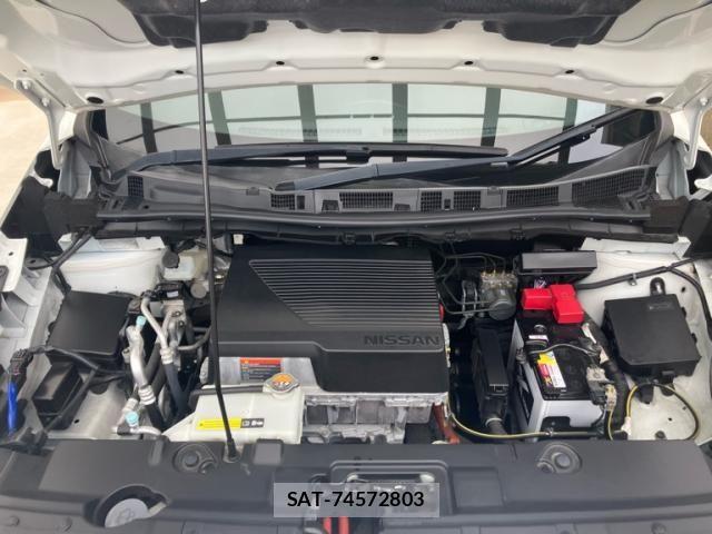 Nissan LEAF 2019-12 7327896-13