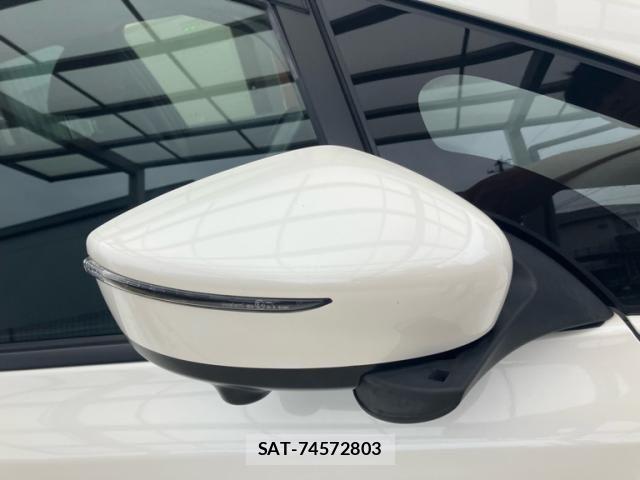 Nissan LEAF 2019-12 7327896-5