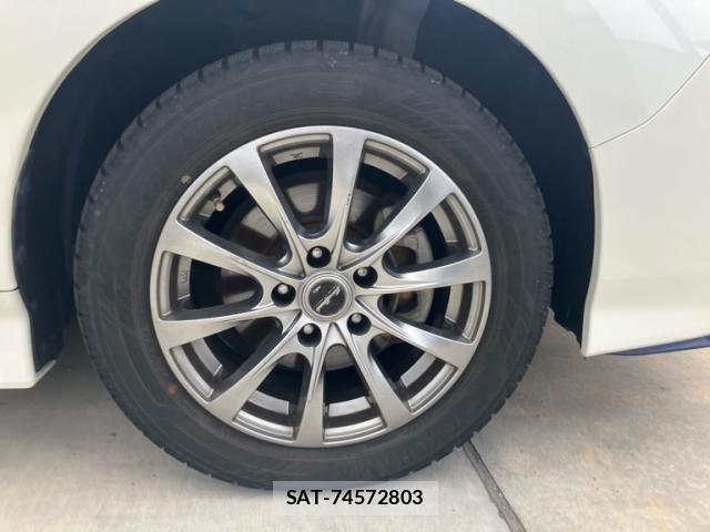 Nissan LEAF 2019-12 7327896-7