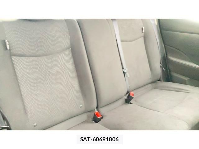 Nissan LEAF 2016-03 7327916-9