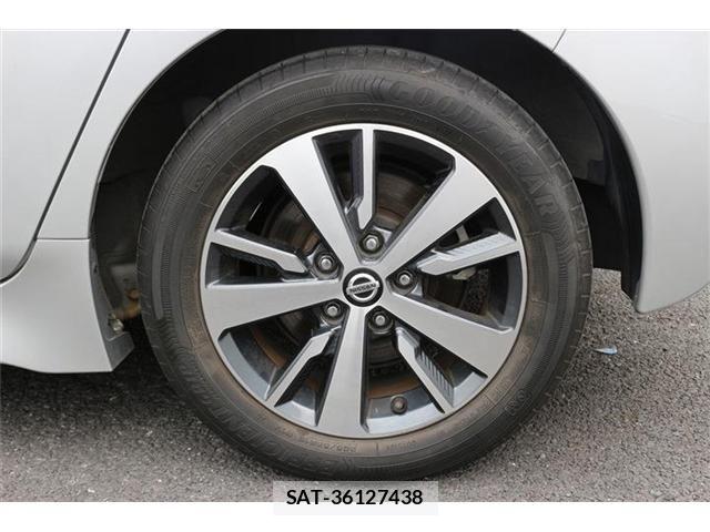 Nissan LEAF 2020-05 7327898-13