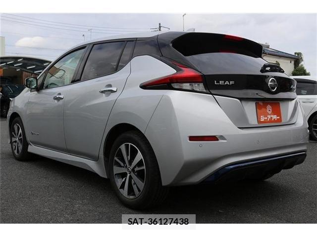 Nissan LEAF 2020-05 7327898-22