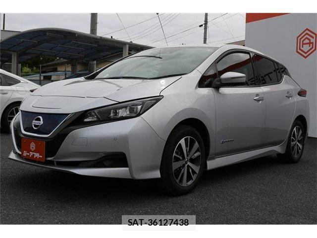 Nissan LEAF 2020-05 7327898-23