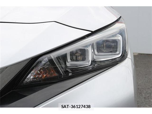 Nissan LEAF 2020-05 7327898-24