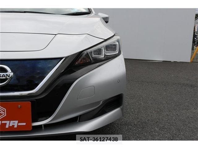 Nissan LEAF 2020-05 7327898-26