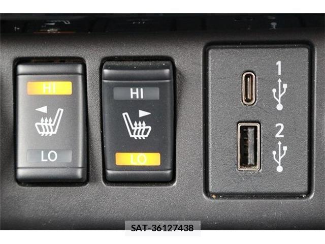 Nissan LEAF 2020-05 7327898-4