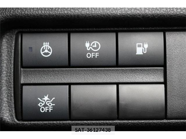 Nissan LEAF 2020-05 7327898-5