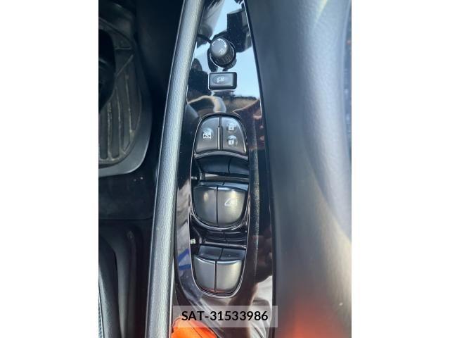 Nissan LEAF 2017-06 7327917-15