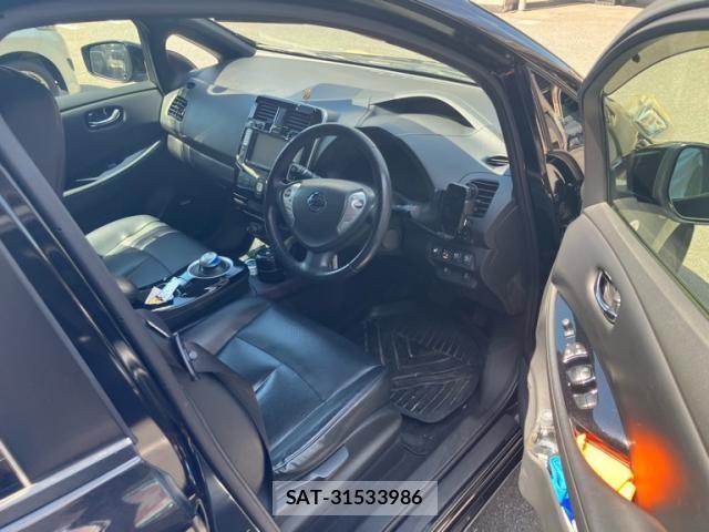 Nissan LEAF 2017-06 7327917-22