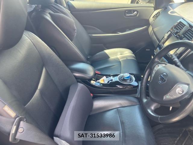 Nissan LEAF 2017-06 7327917-23