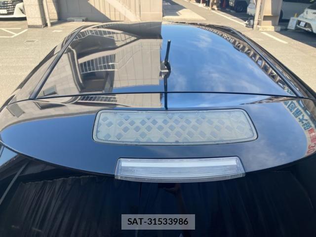 Nissan LEAF 2017-06 7327917-6