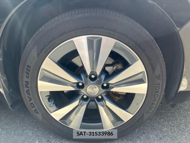 Nissan LEAF 2017-06 7327917-7