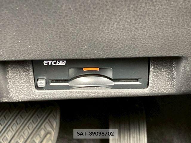 Nissan LEAF 2025-01 7327893-16