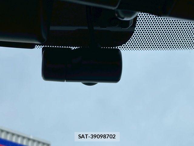 Nissan LEAF 2025-01 7327893-18