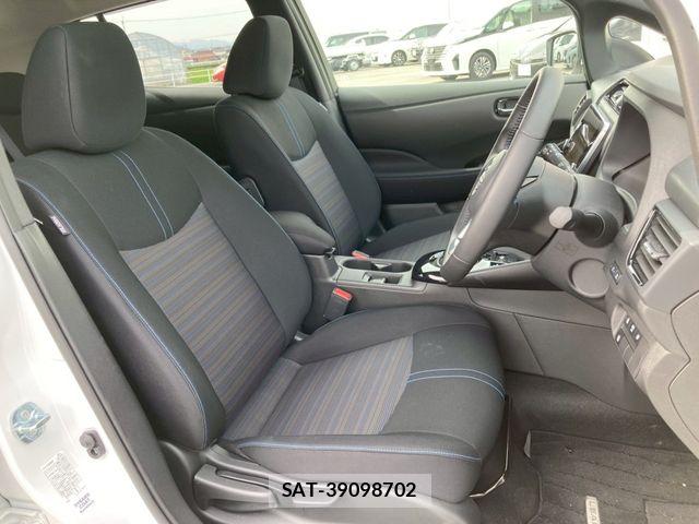 Nissan LEAF 2025-01 7327893-19