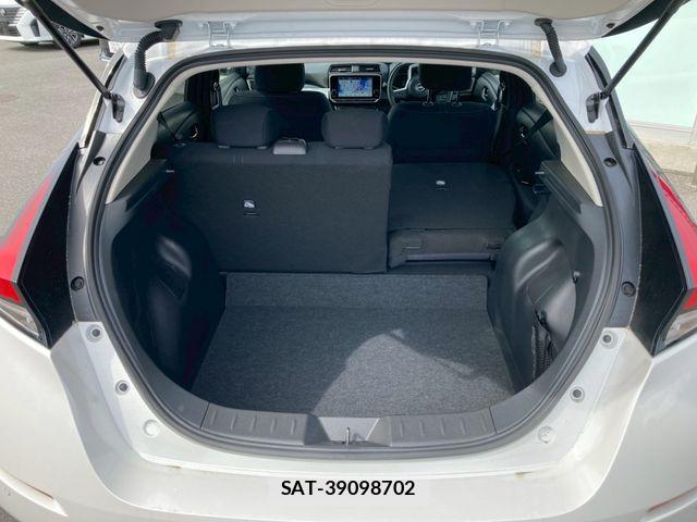 Nissan LEAF 2025-01 7327893-24